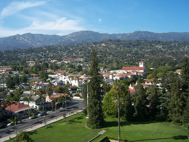 Some attractions to visit and live in Santa Barbara, California
